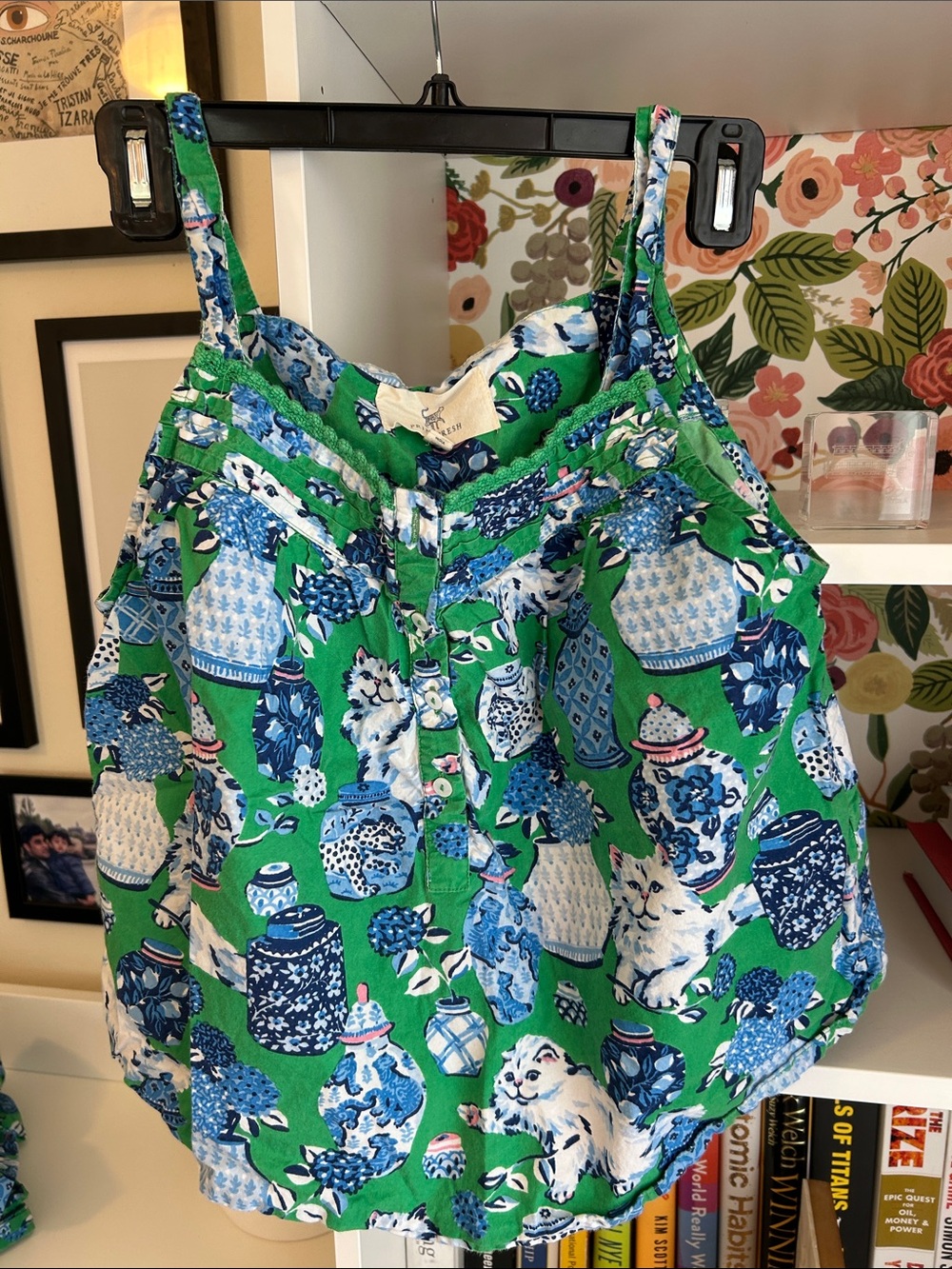 Printfresh Green & Blue Ceramic Cat Print Cotton Pajama Tank